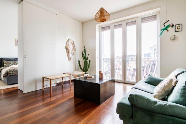 Apartment Amazing View Exclusive 9th Floor Mailand
